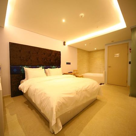 Diva Hotel Seoul Exteriör bild