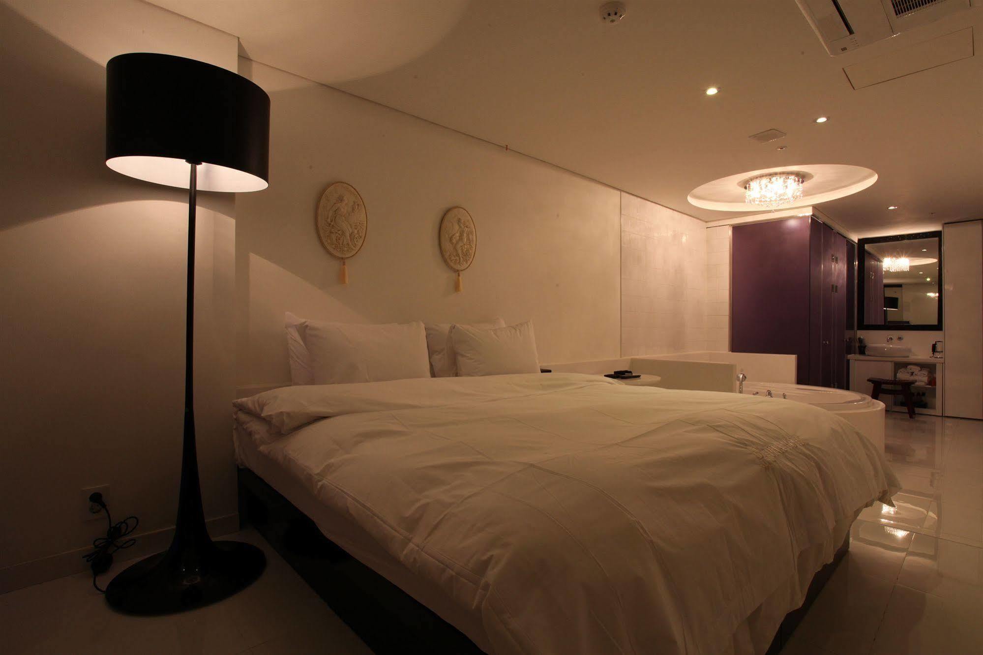 Diva Hotel Seoul Exteriör bild