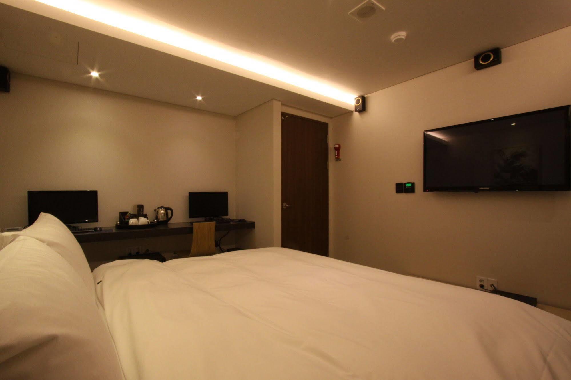 Diva Hotel Seoul Exteriör bild